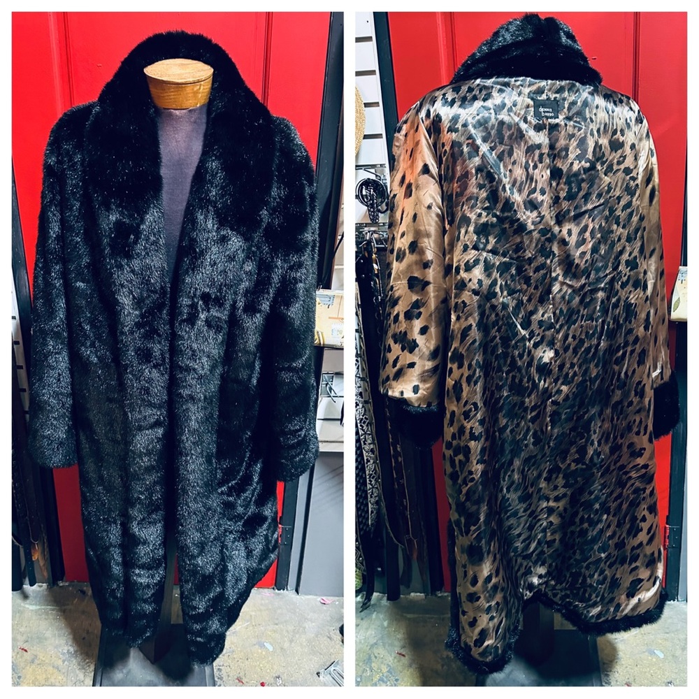 Dennis Basso Elegant Full Length Black Faux Fur Coat w/Leopard Print Lining